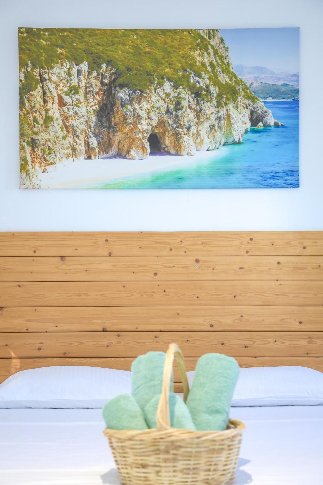 Casablanca Rooms Dhermi Luaran gambar