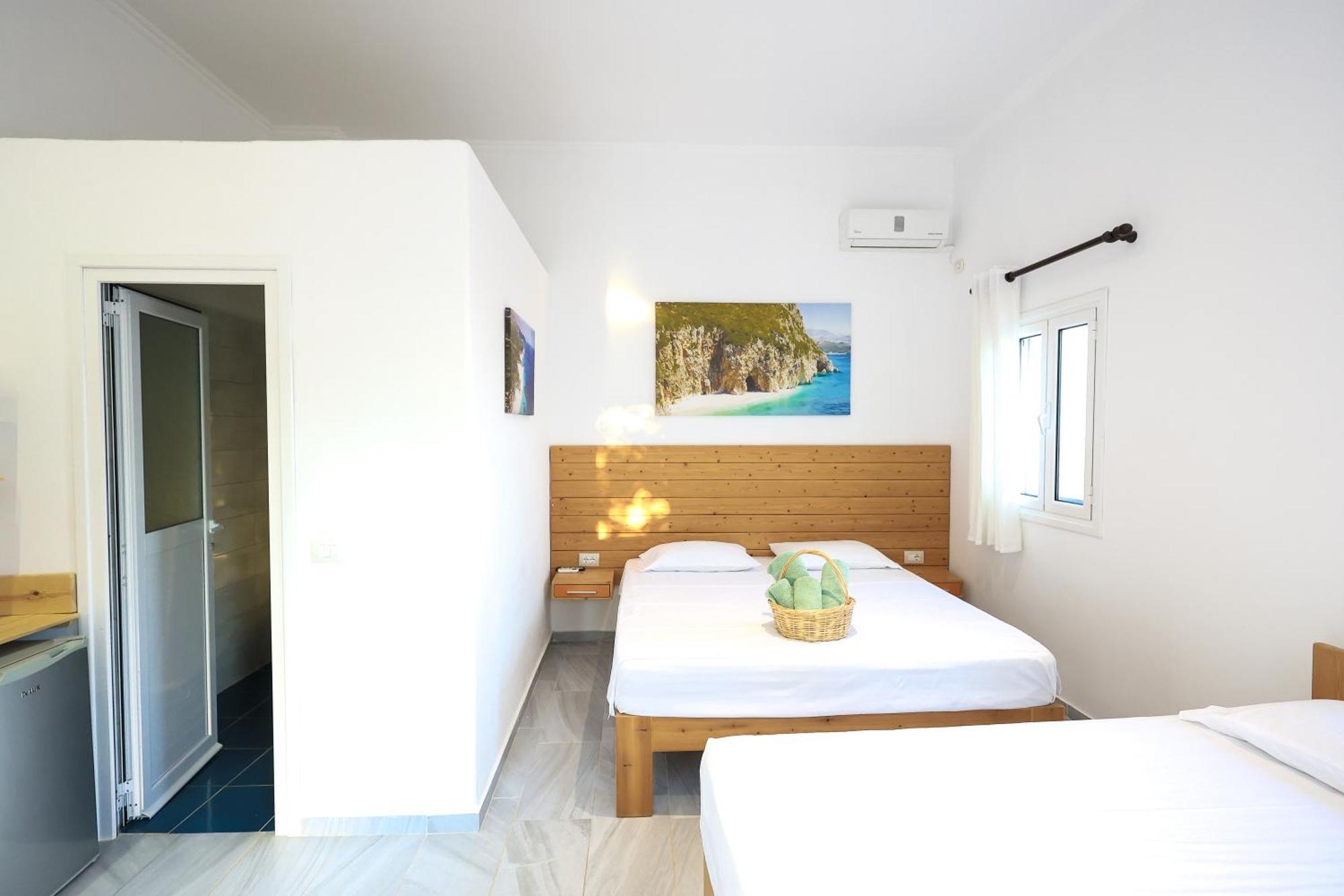 Casablanca Rooms Dhermi Luaran gambar